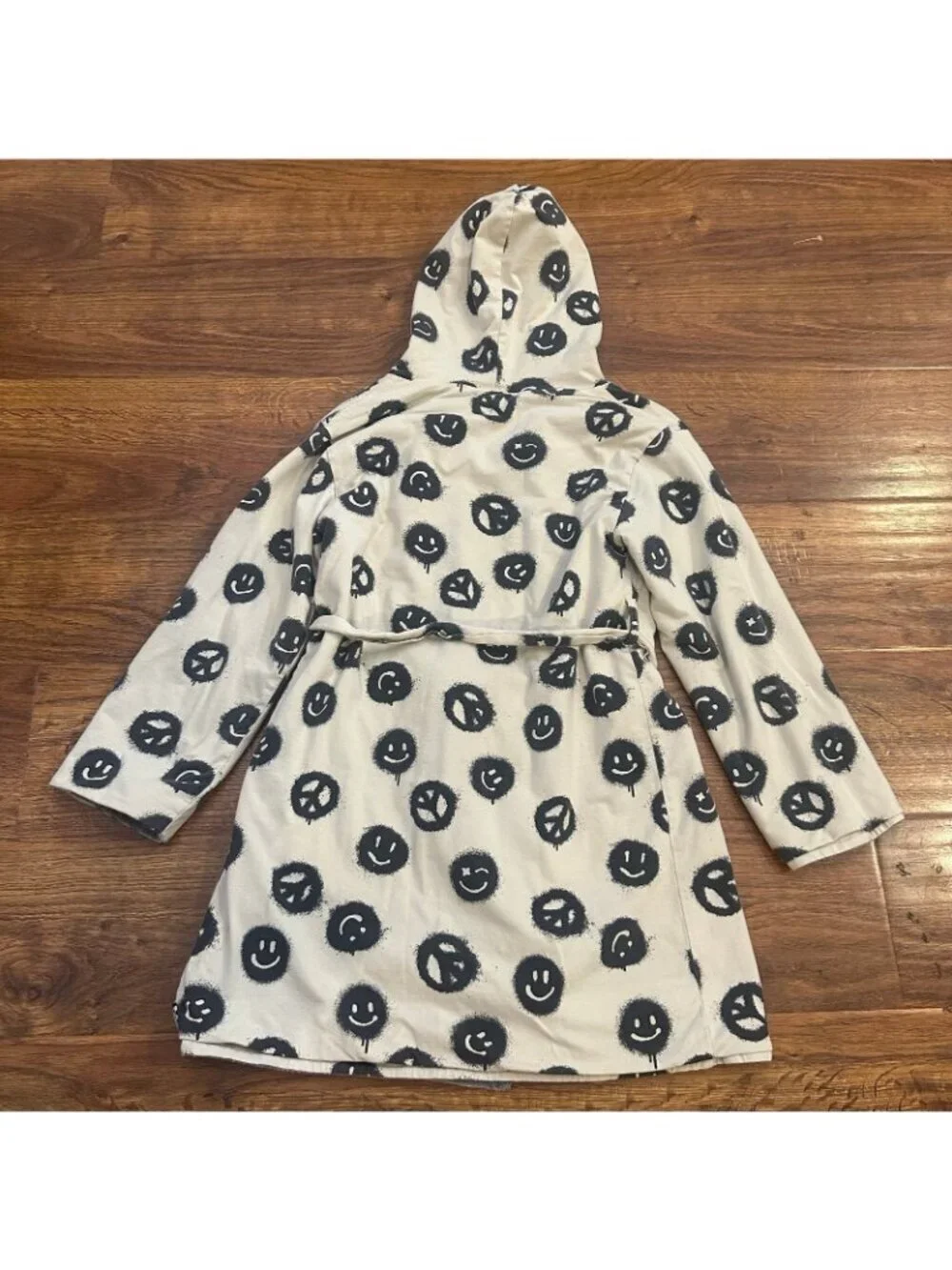 Molo kids Wave Robe in peace smile